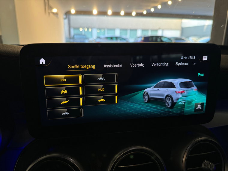 Vehicle Image 35