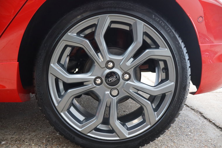 Vehicle Image 22