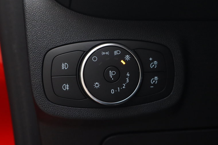 Vehicle Image 32