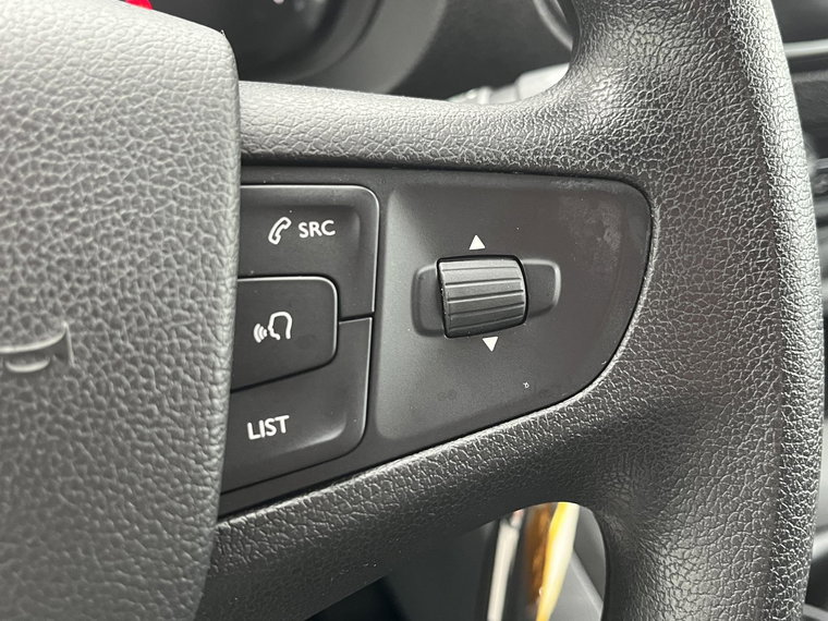 Vehicle Image 28