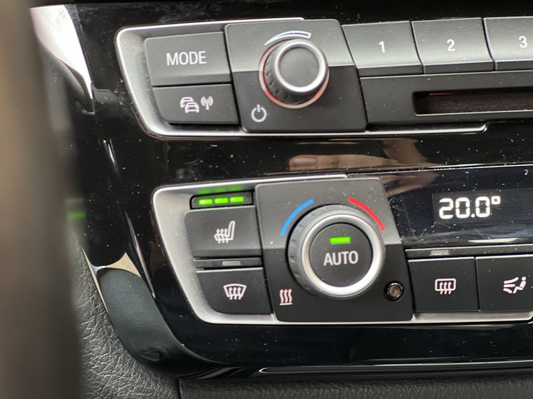 Vehicle Image 27