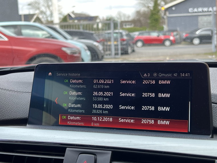 Vehicle Image 35