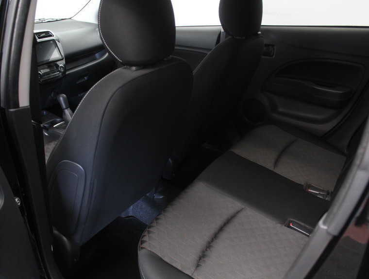 Vehicle Image 36