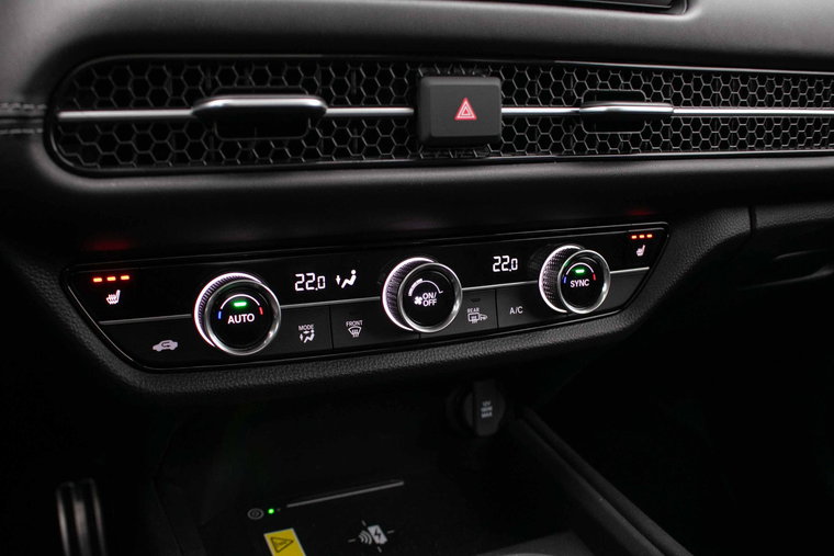 Vehicle Image 23