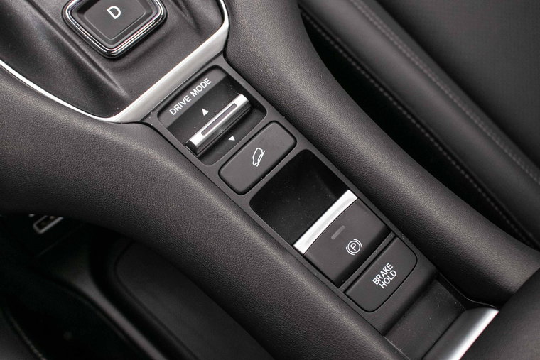 Vehicle Image 26