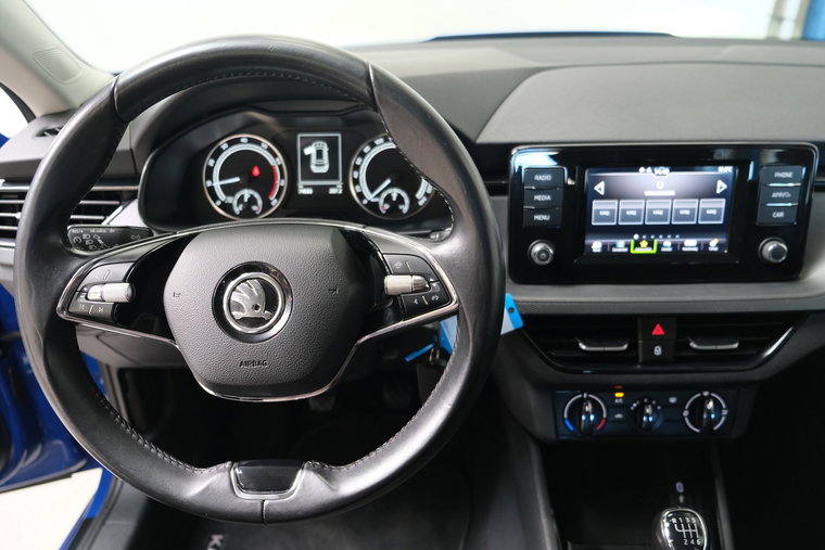 Vehicle Image 14
