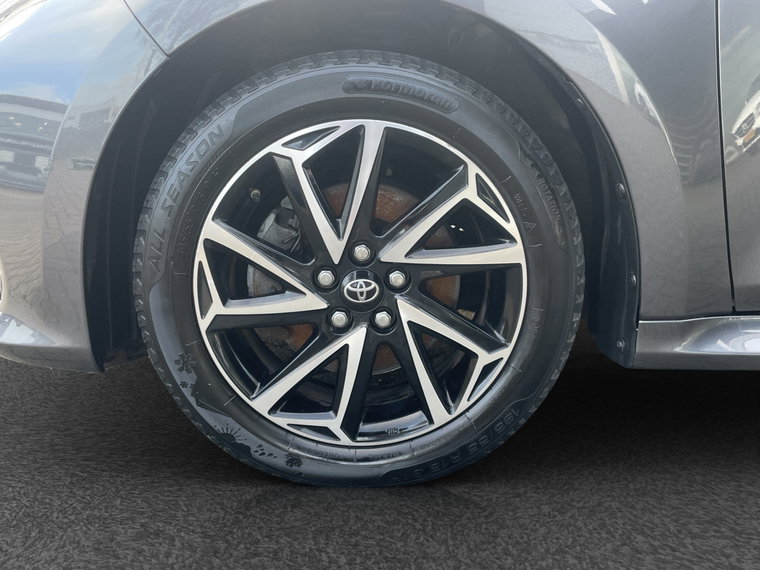 Vehicle Image 18