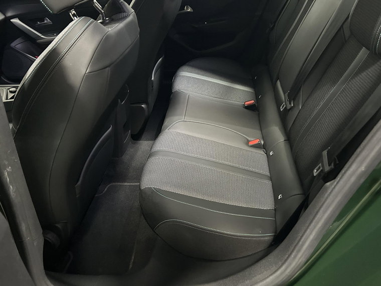 Vehicle Image 26