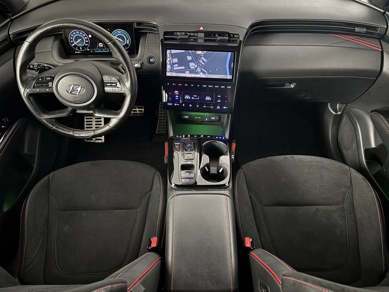 Vehicle Image 15