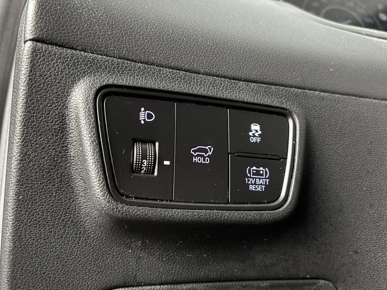 Vehicle Image 24