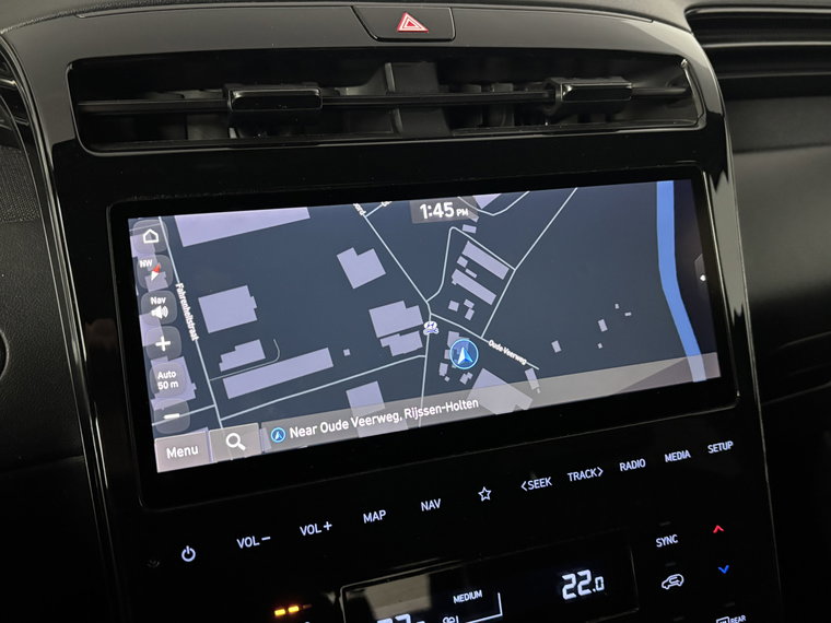 Vehicle Image 32