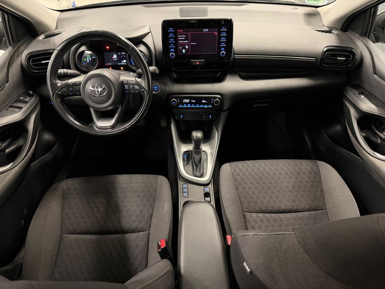 Vehicle Image 9