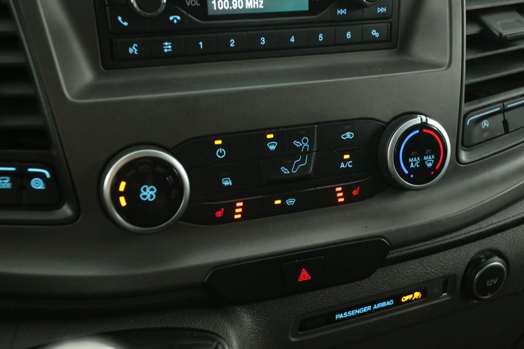 Vehicle Image 17