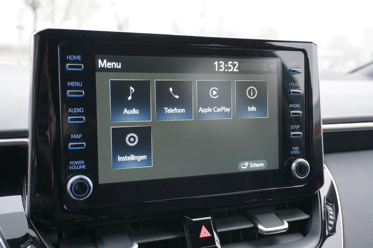 Vehicle Image 22