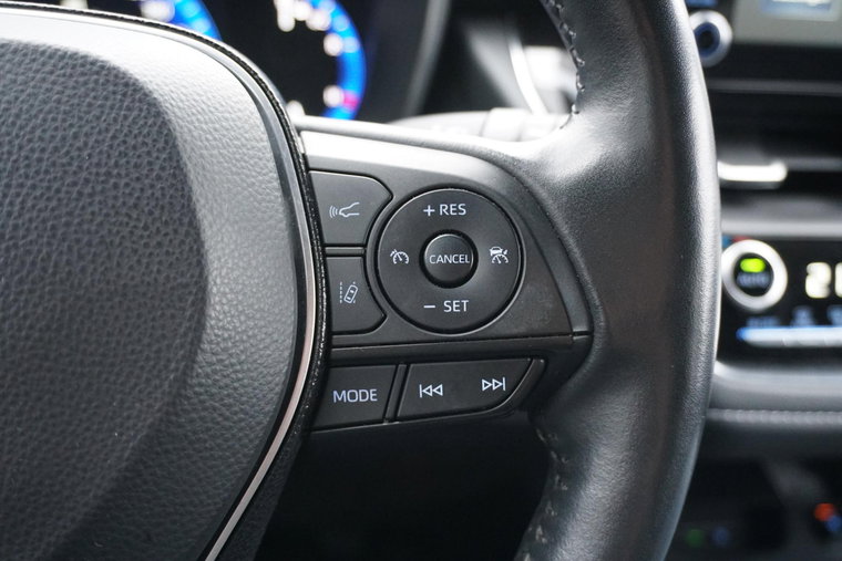 Vehicle Image 23