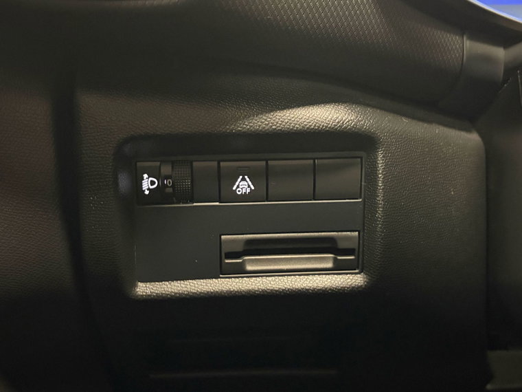 Vehicle Image 41