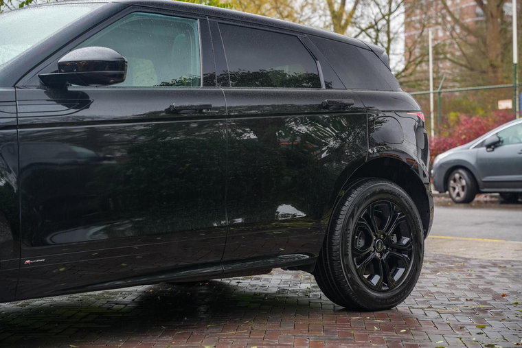 Vehicle Image 30