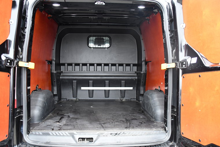 Vehicle Image 36