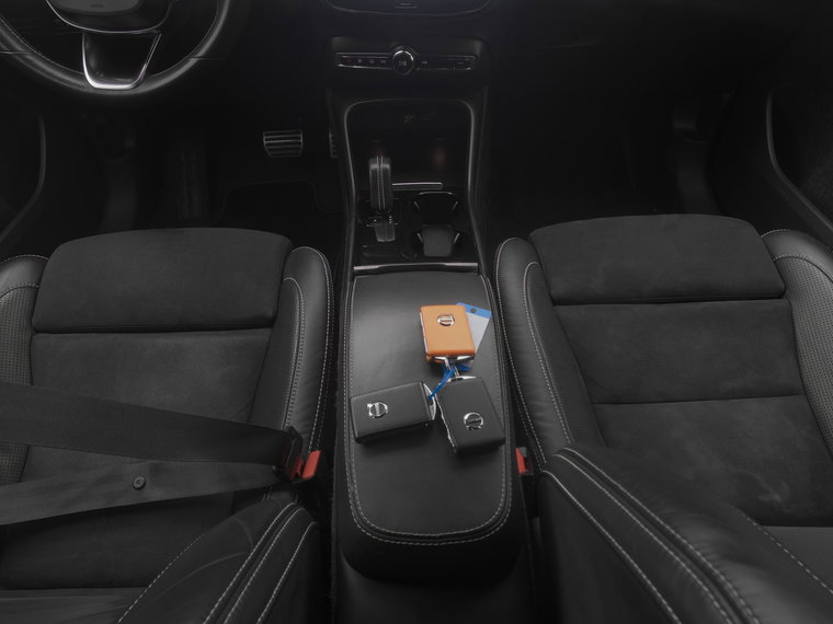 Vehicle Image 13