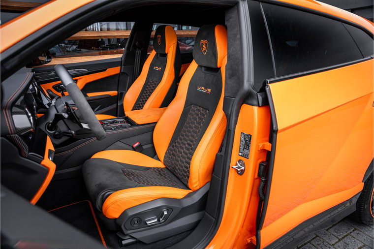 Vehicle Image 35