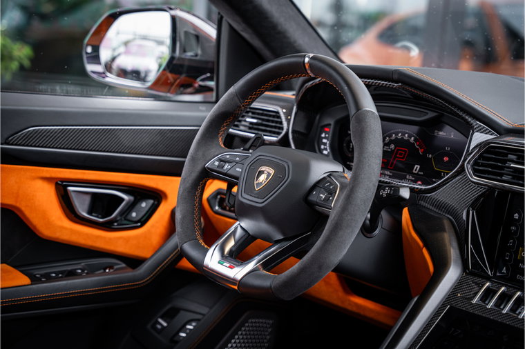 Vehicle Image 11