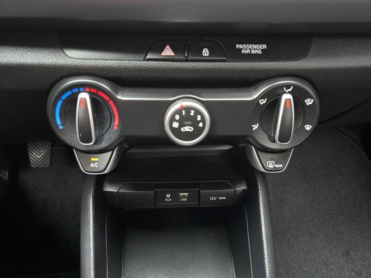 Vehicle Image 24