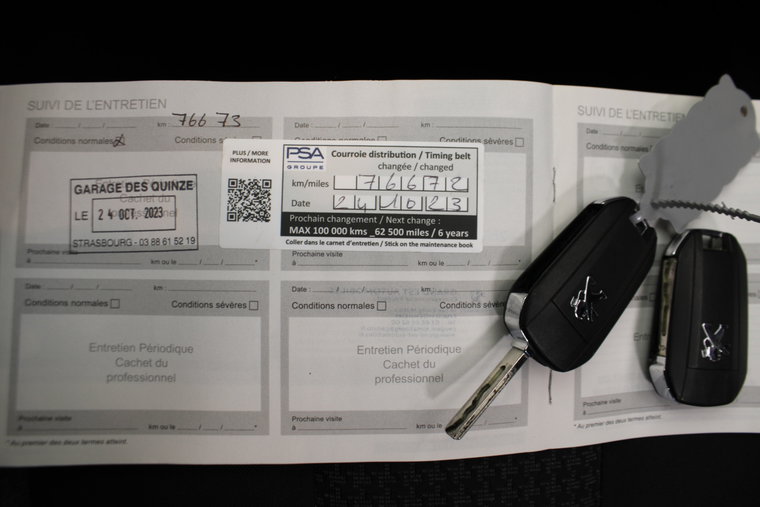 Vehicle Image 21