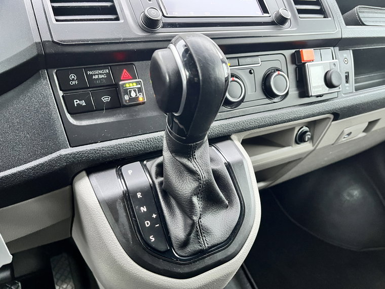 Vehicle Image 38
