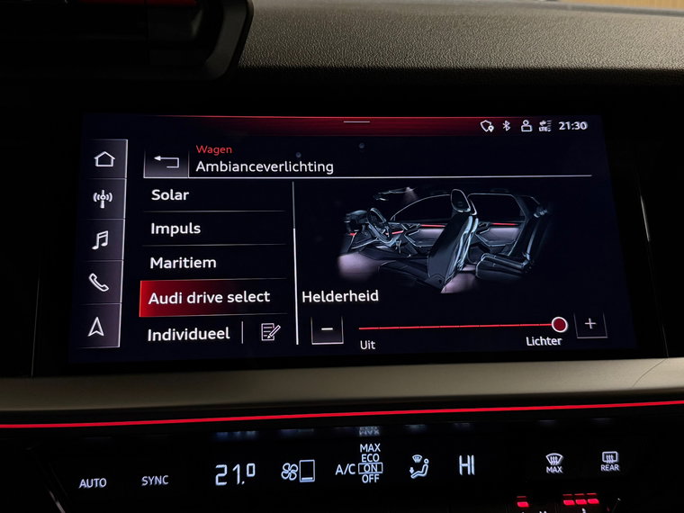Vehicle Image 38