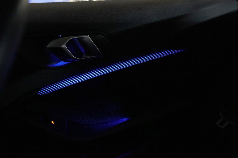 Vehicle Image 38