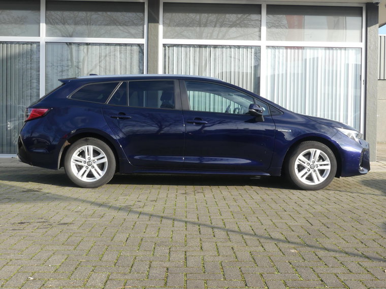 Vehicle Image 8