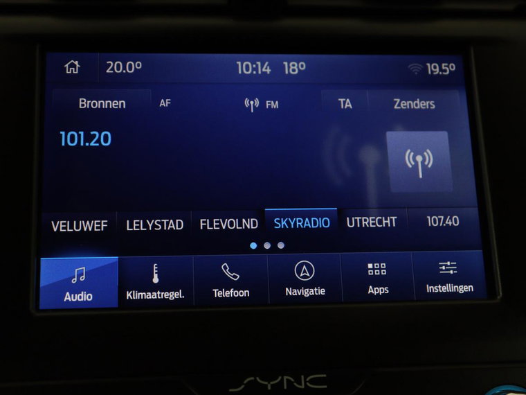 Vehicle Image 22
