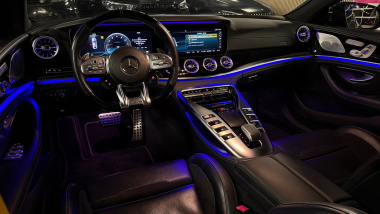 Vehicle Image 9