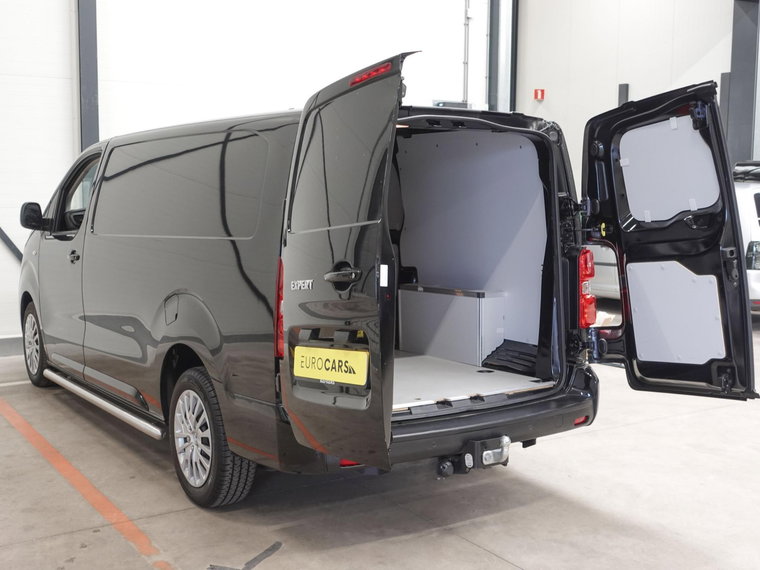 Vehicle Image 38