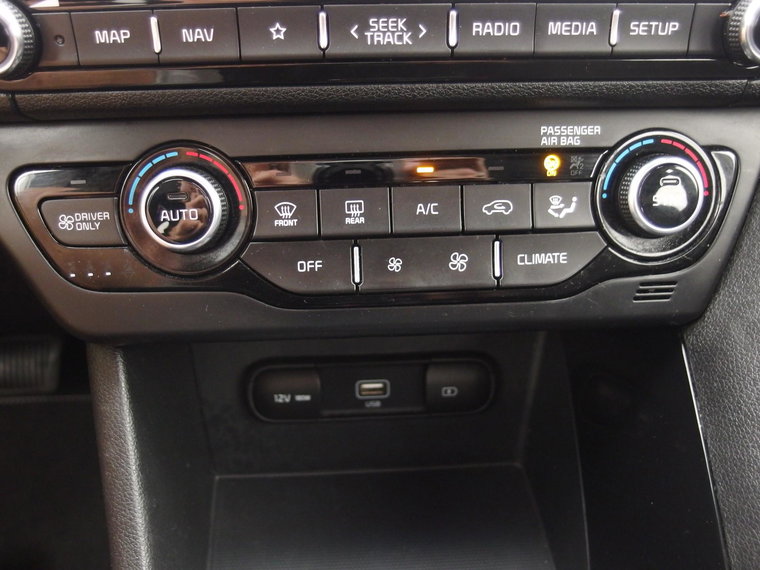 Vehicle Image 26