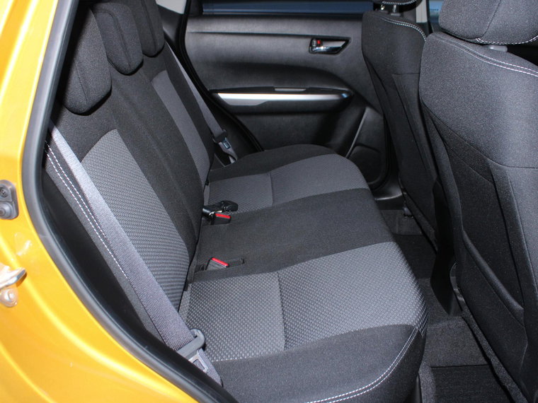 Vehicle Image 40