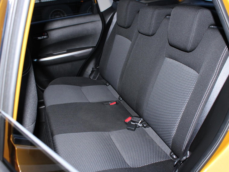 Vehicle Image 7