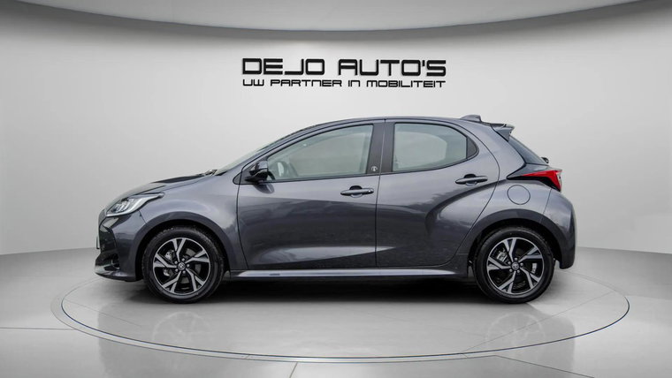 Vehicle Image 4