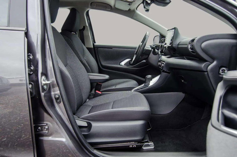 Vehicle Image 11