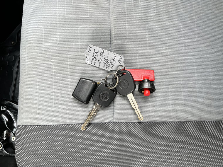 Vehicle Image 14