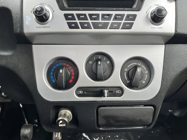 Vehicle Image 35