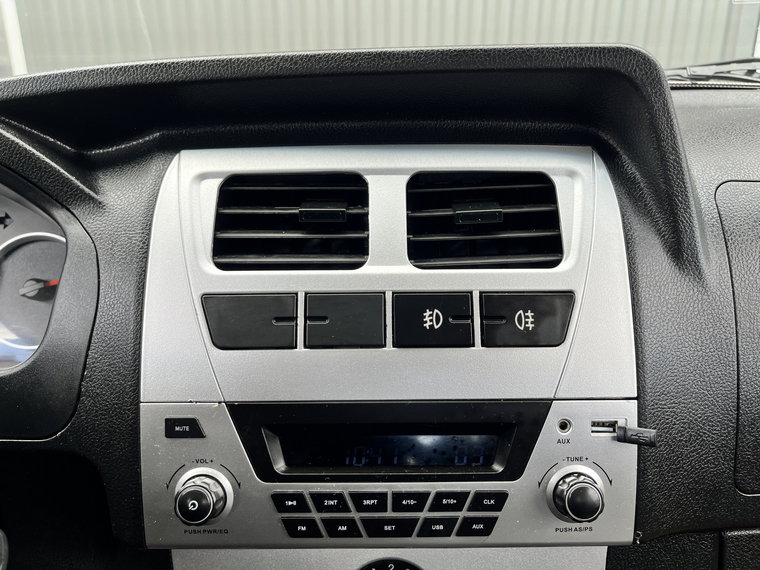 Vehicle Image 36