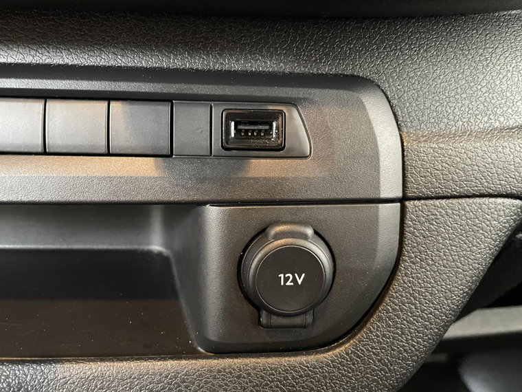 Vehicle Image 27