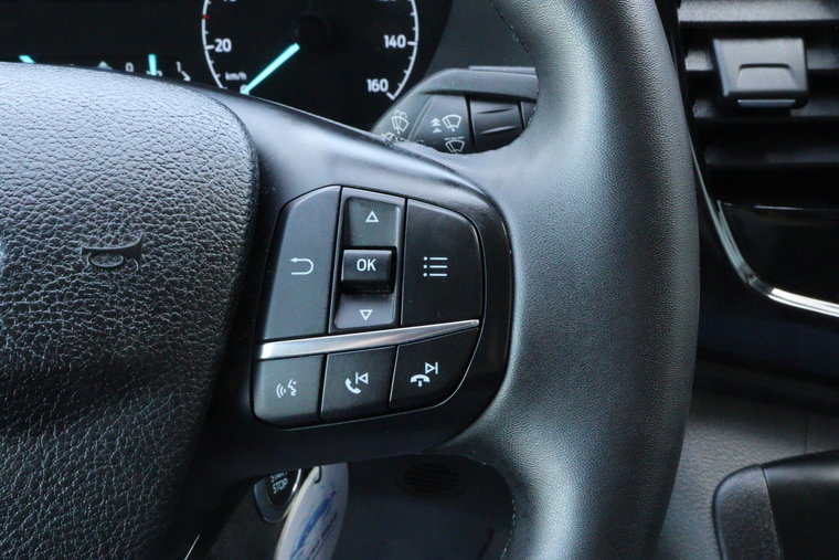 Vehicle Image 29