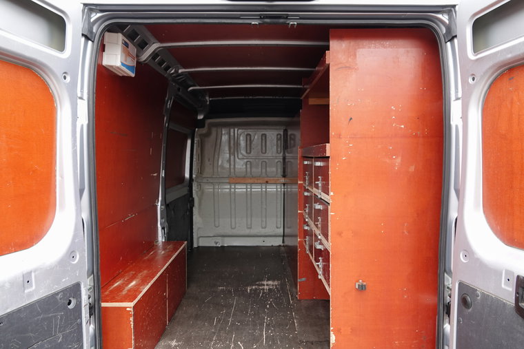 Vehicle Image 21