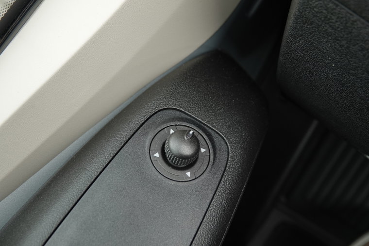 Vehicle Image 31