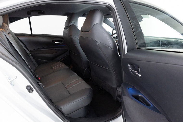 Vehicle Image 10