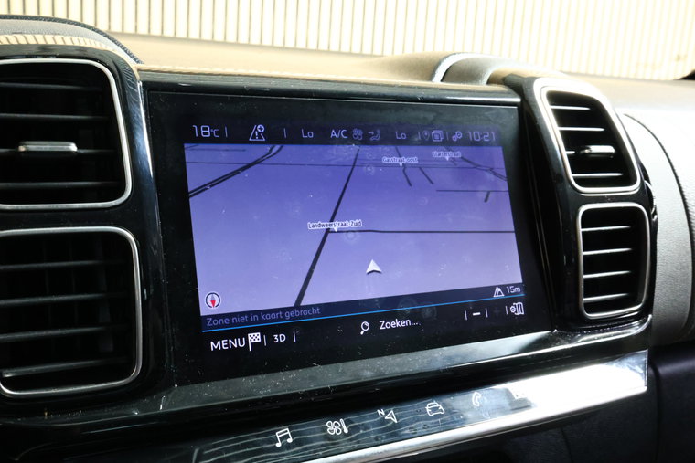 Vehicle Image 19