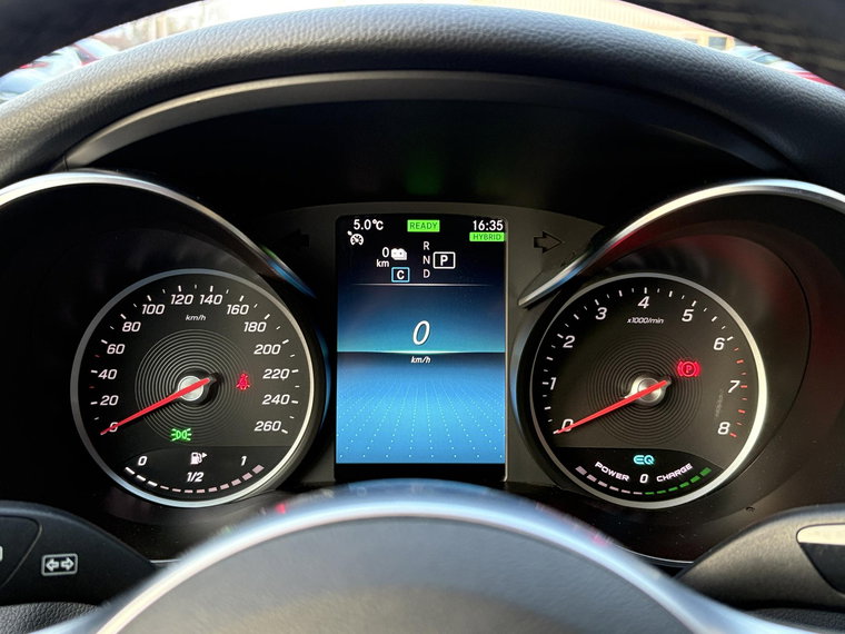 Vehicle Image 21