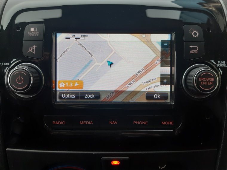 Vehicle Image 19